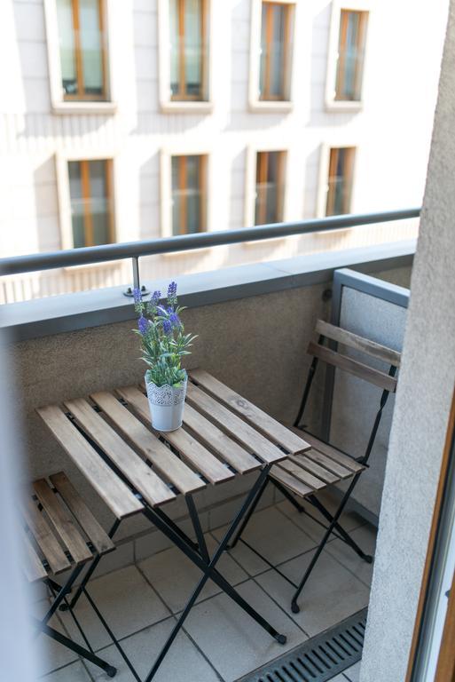 River Boulevards Apartment 克拉科夫 外观 照片